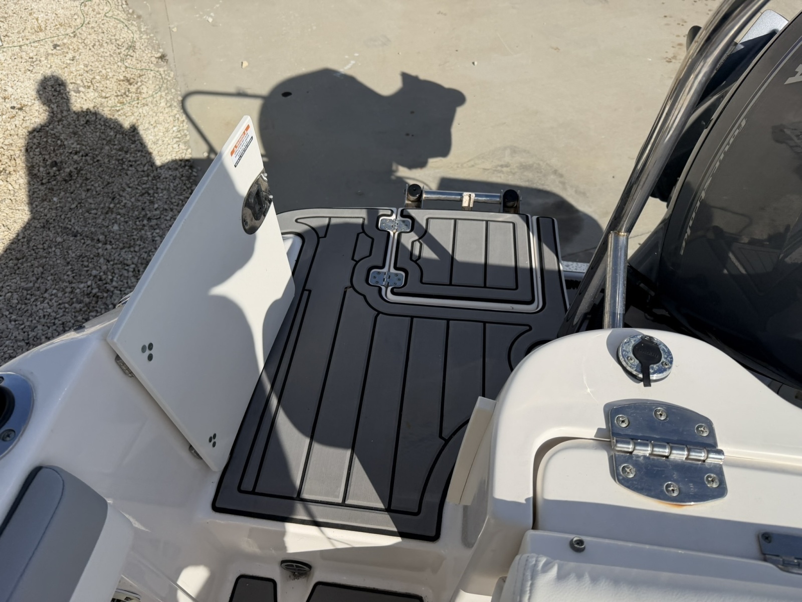 22ft Robalo Yacht For Sale