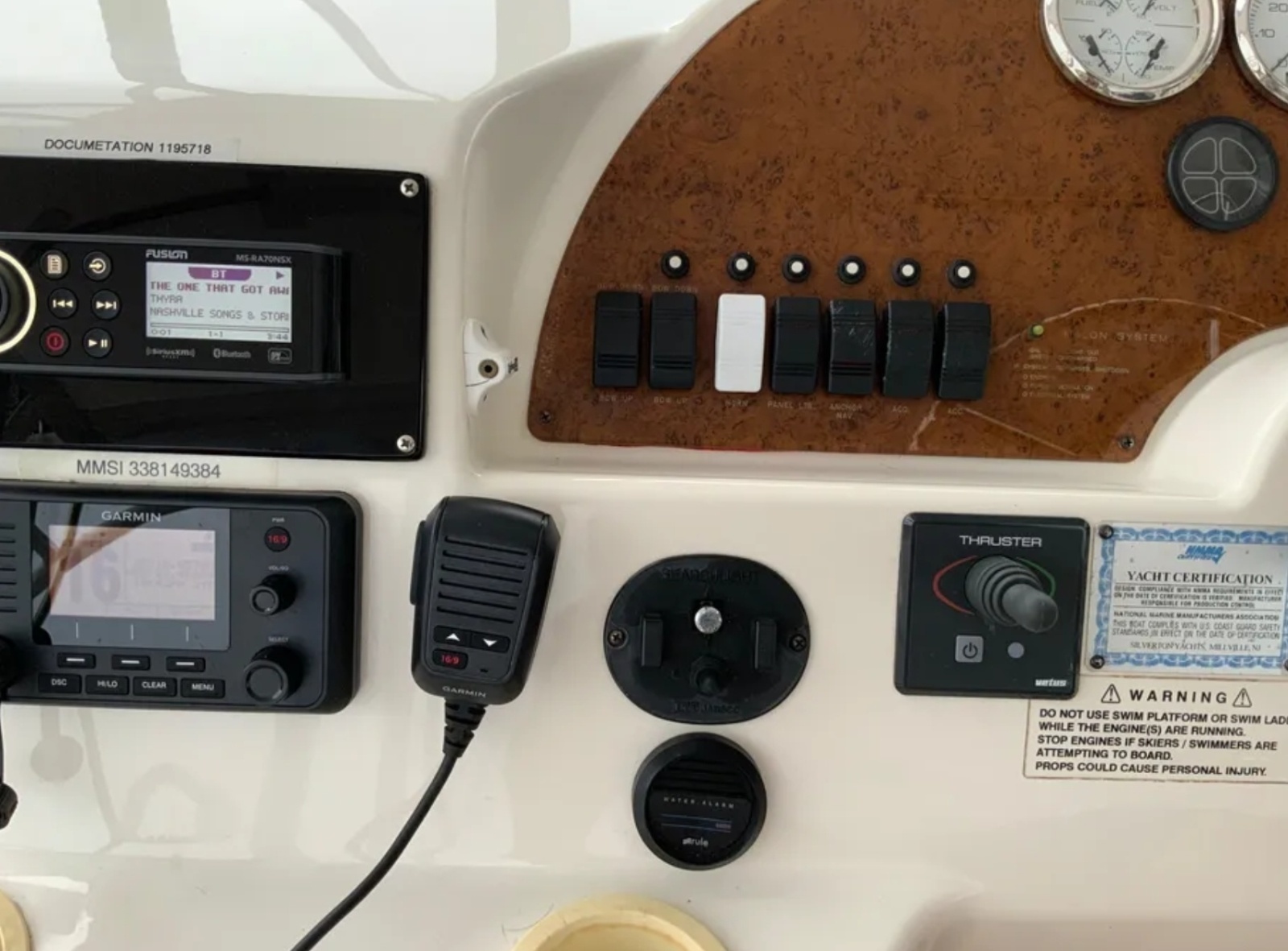 33ft Silverton Yacht For Sale