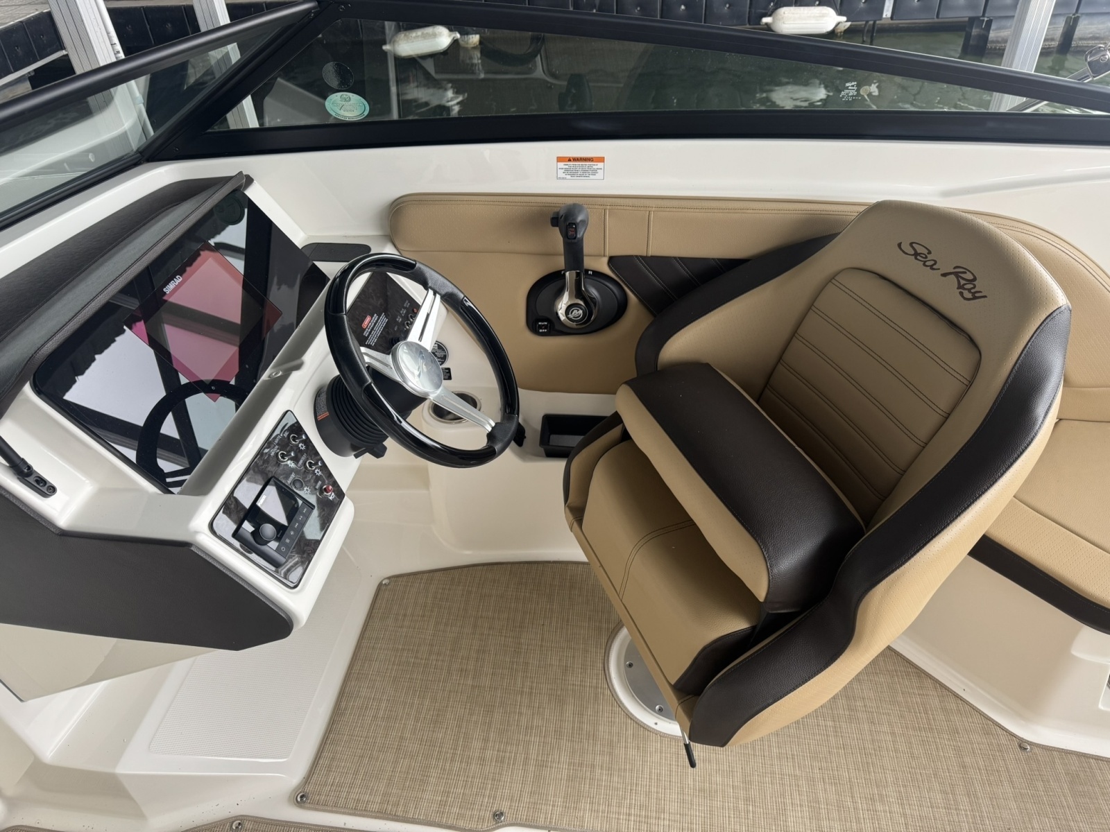 23ft Sea Ray Yacht For Sale