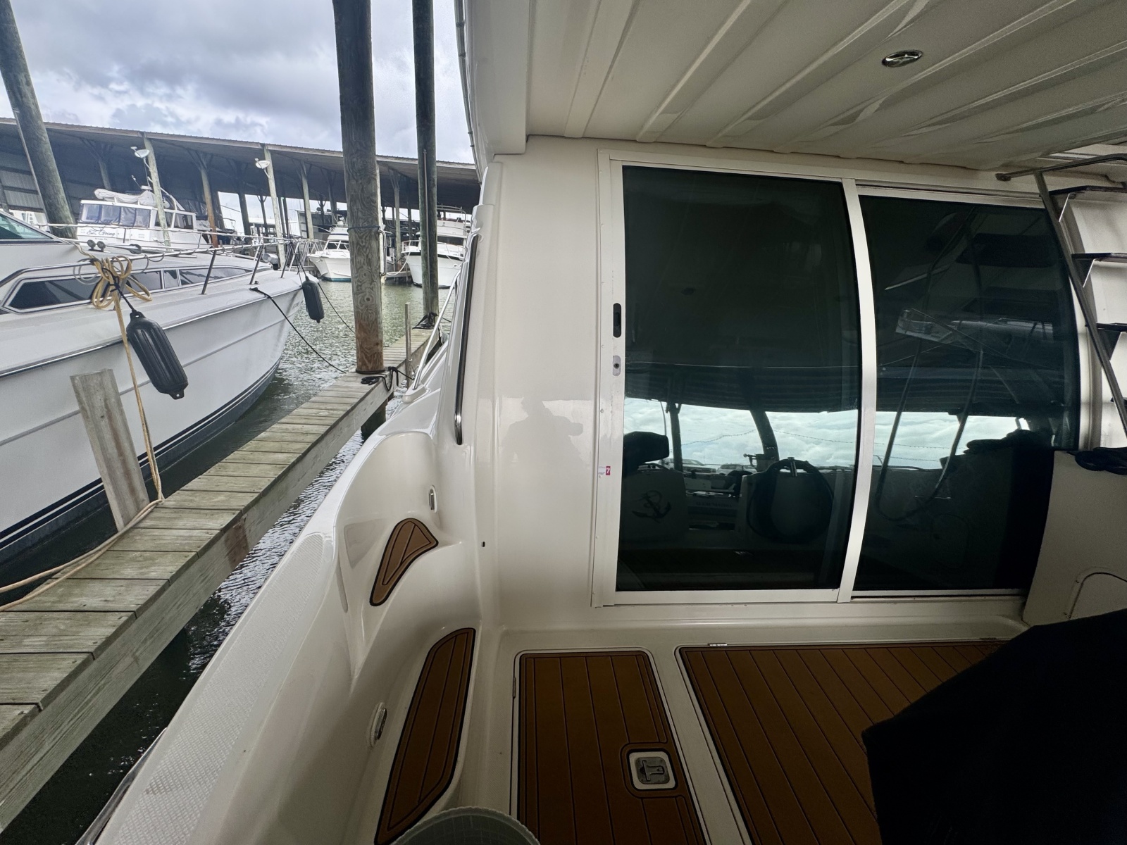 1998 Maxum 4100SCB