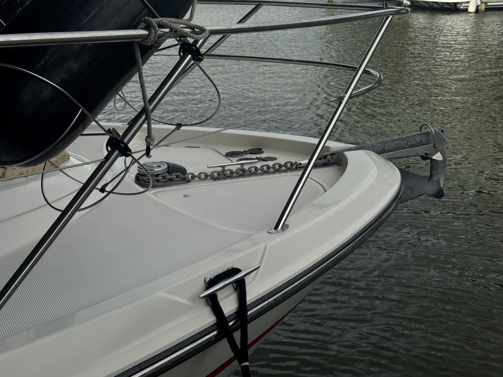 1998 Maxum 4100SCB
