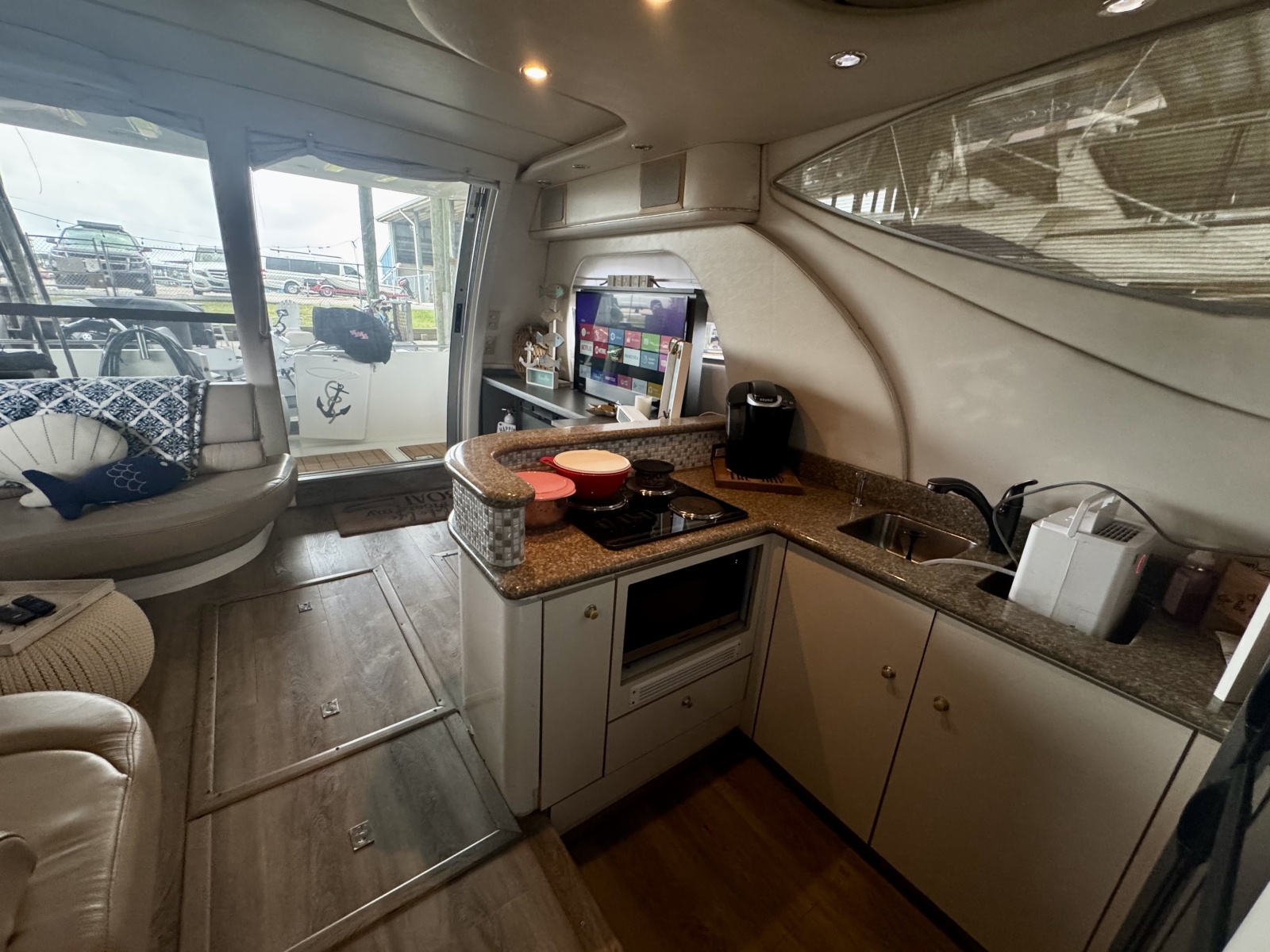 1998 Maxum 4100SCB