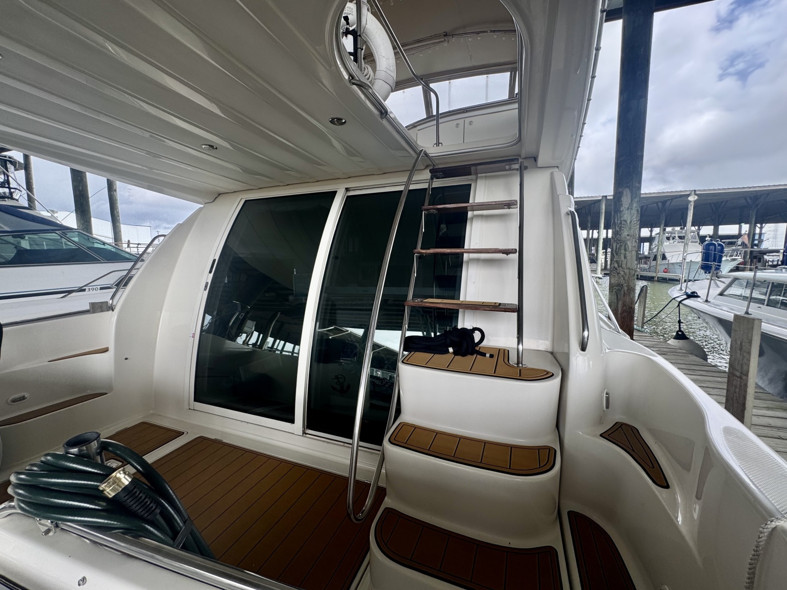 1998 Maxum 4100SCB