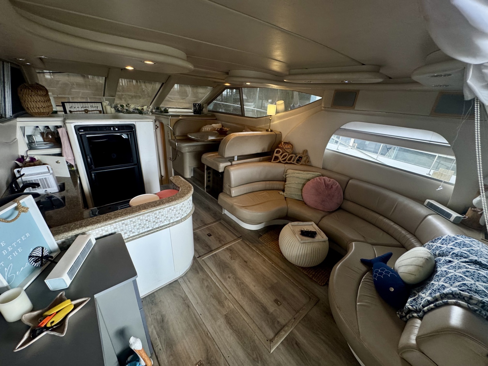 1998 Maxum 4100SCB