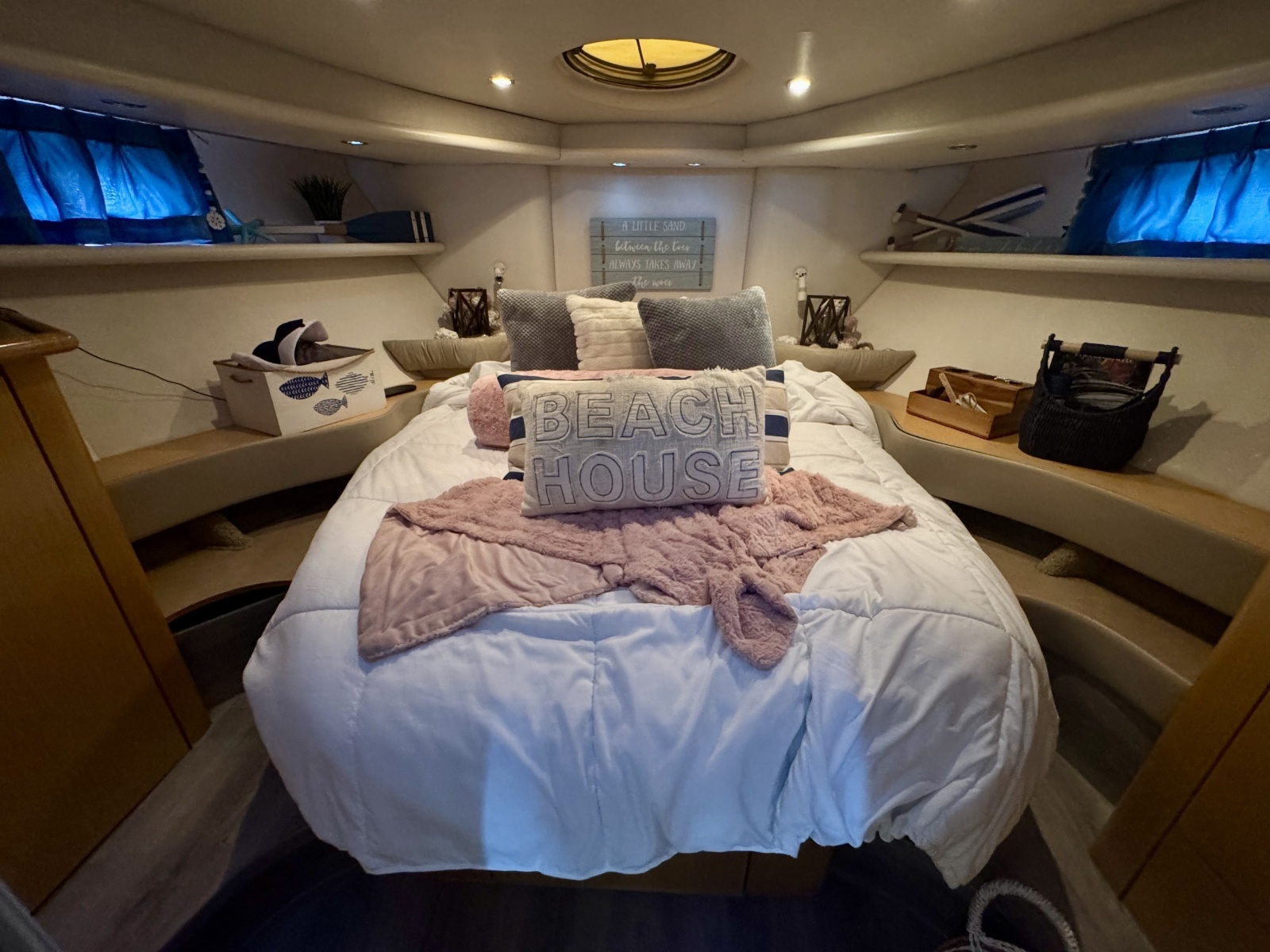 Some Day 41ft Maxum Yacht For Sale