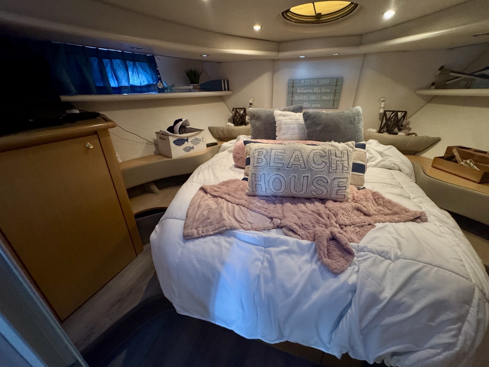 Some Day 41ft Maxum Yacht For Sale