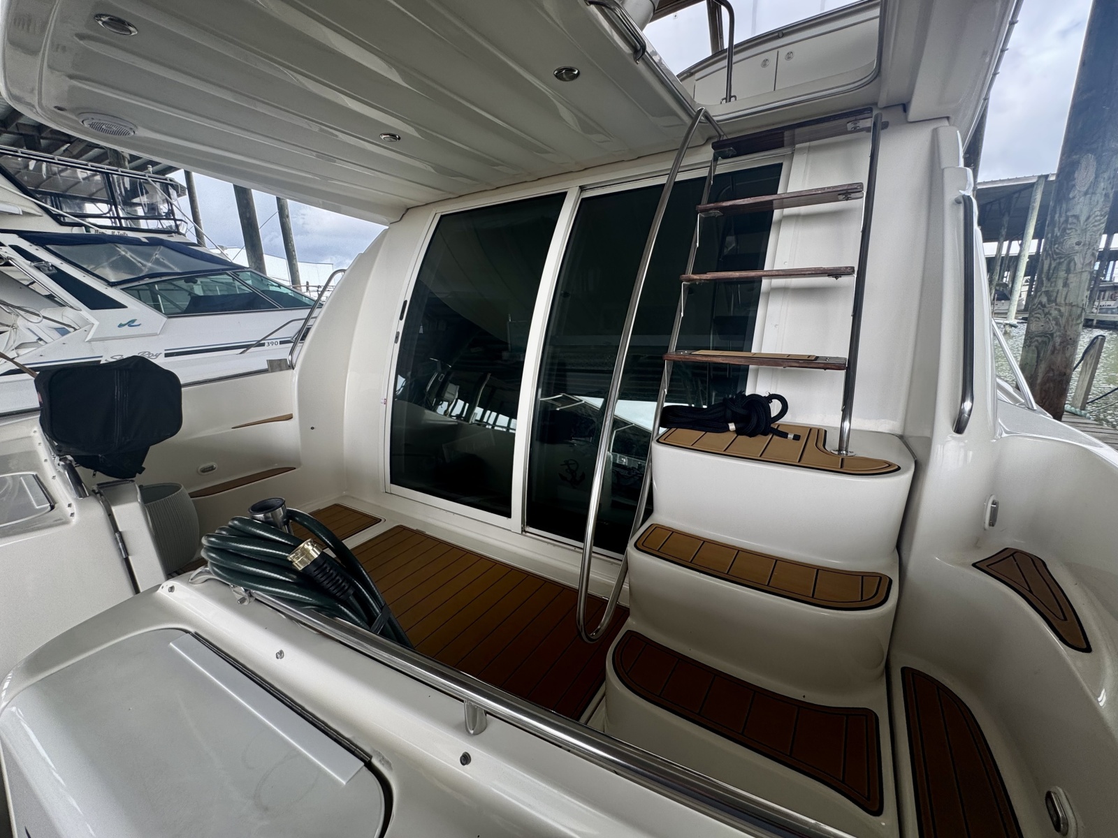 1998 Maxum 4100SCB