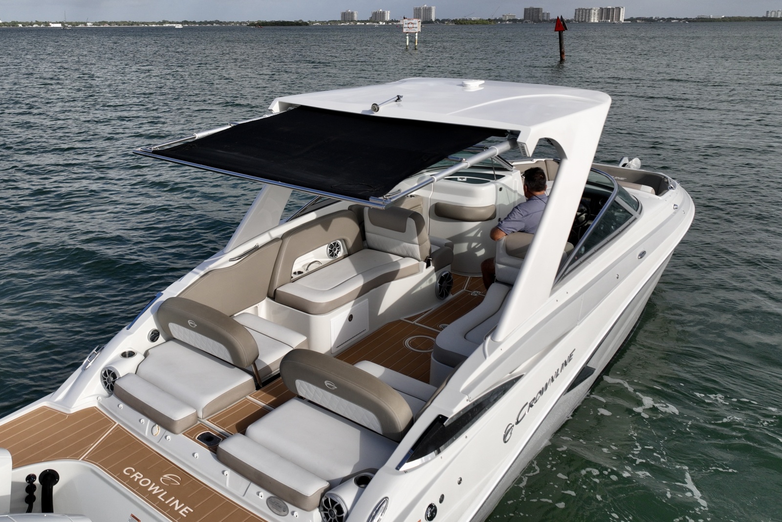30' 2020 Crownline Eclipse E 305 XS
