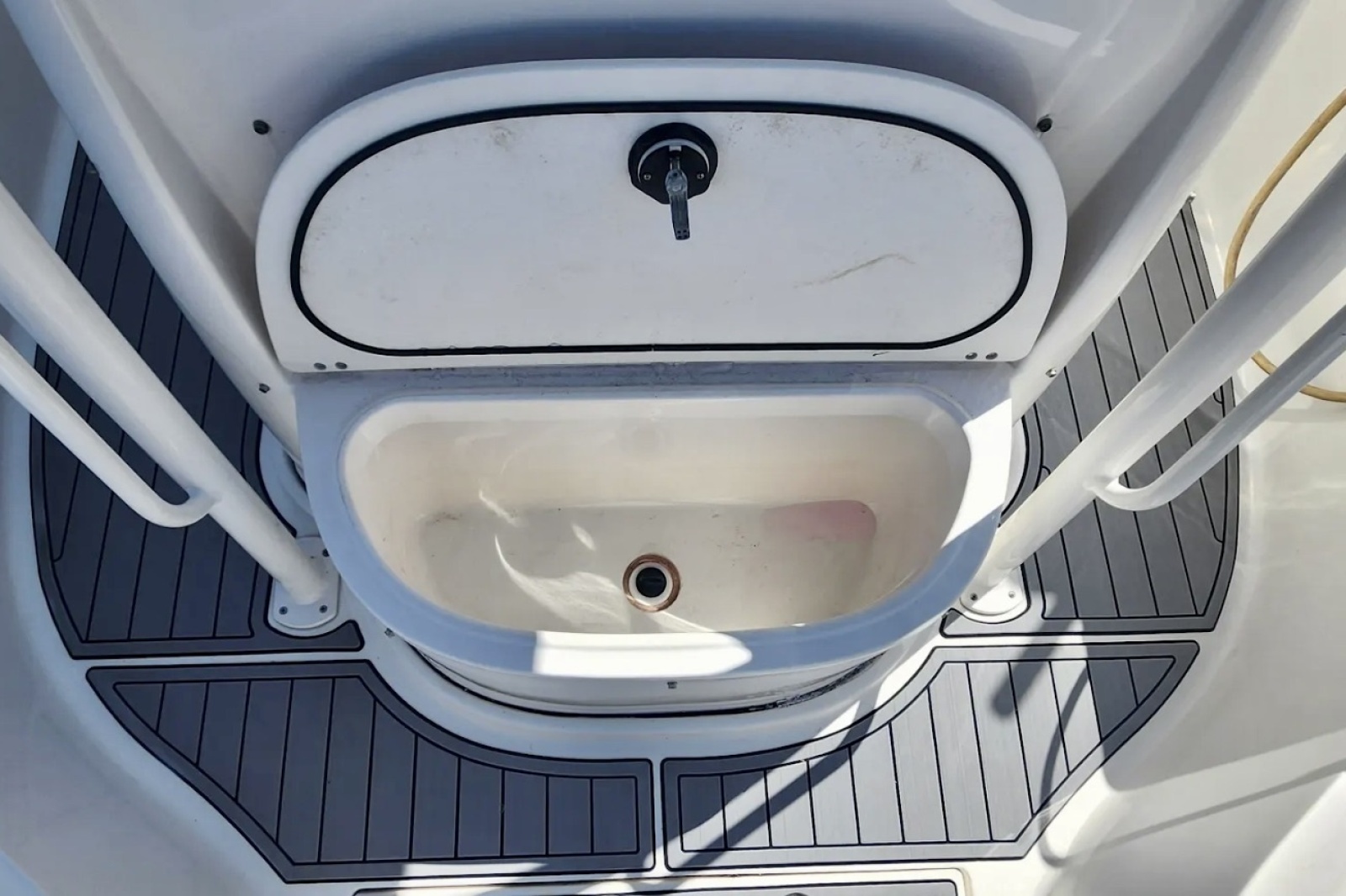 35ft Wellcraft Yacht For Sale