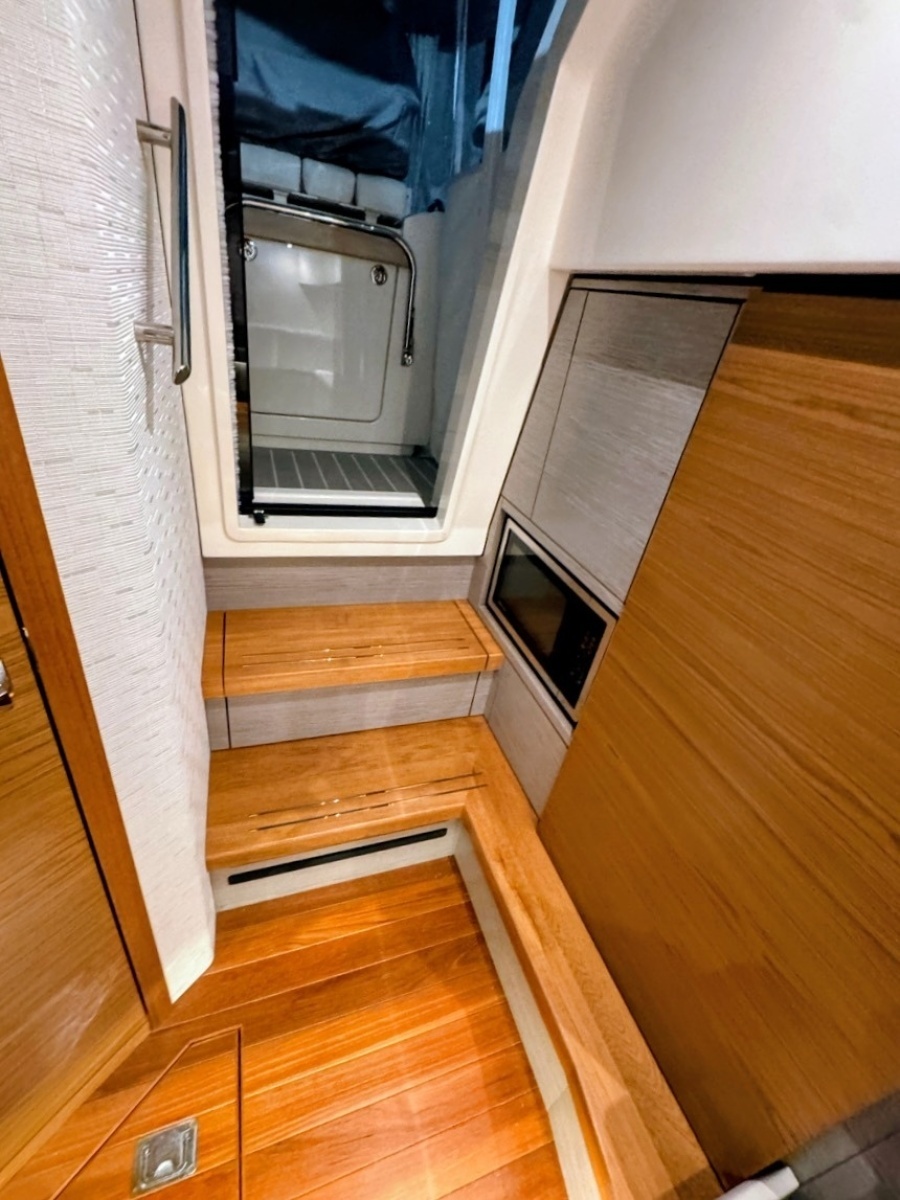 38ft Tiara Yachts Yacht For Sale