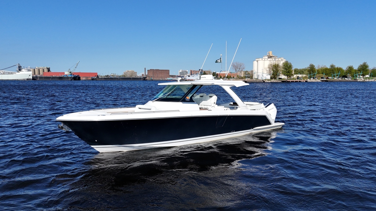 38ft Tiara Yachts Yacht For Sale