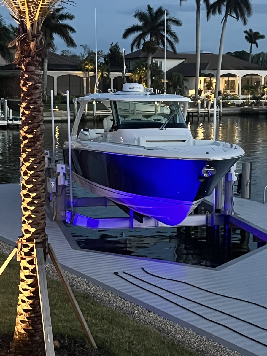 38ft Tiara Yachts Yacht For Sale