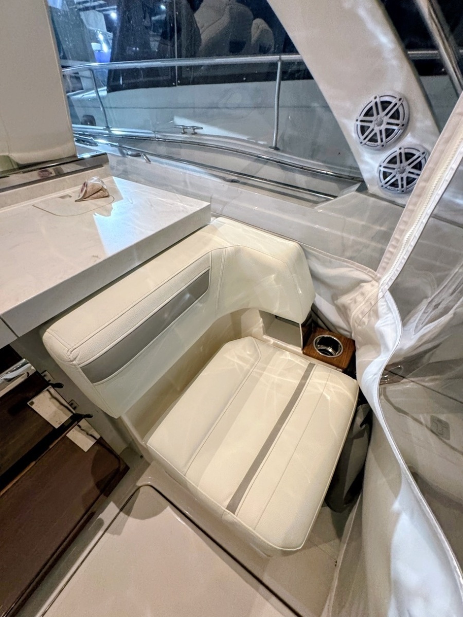 38ft Tiara Yachts Yacht For Sale