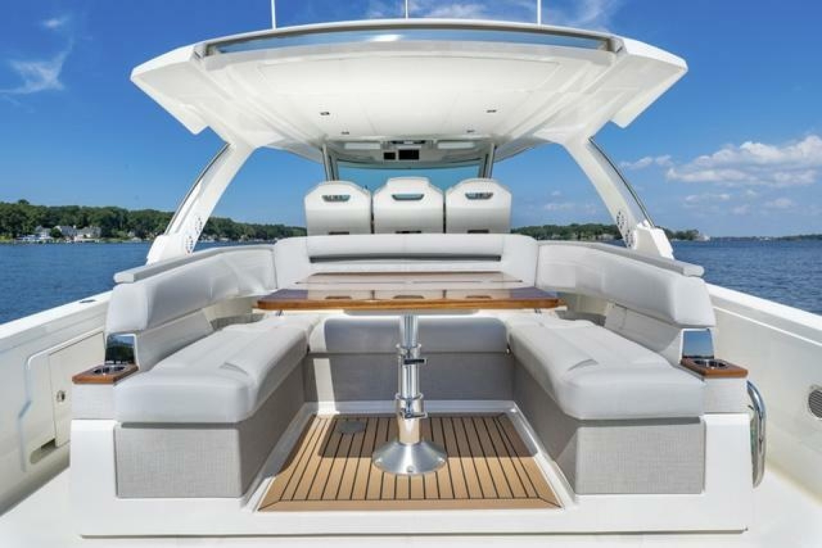 38ft Tiara Yachts Yacht For Sale