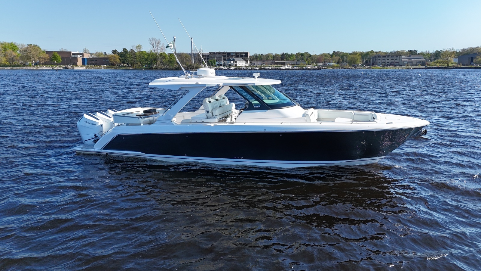 38ft Tiara Yachts Yacht For Sale