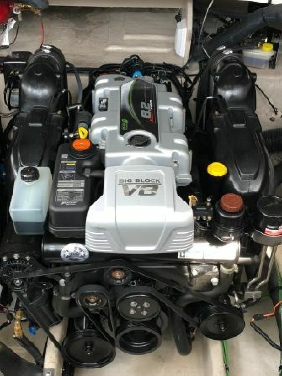 Reely Ours 37ft Sea Ray Yacht For Sale