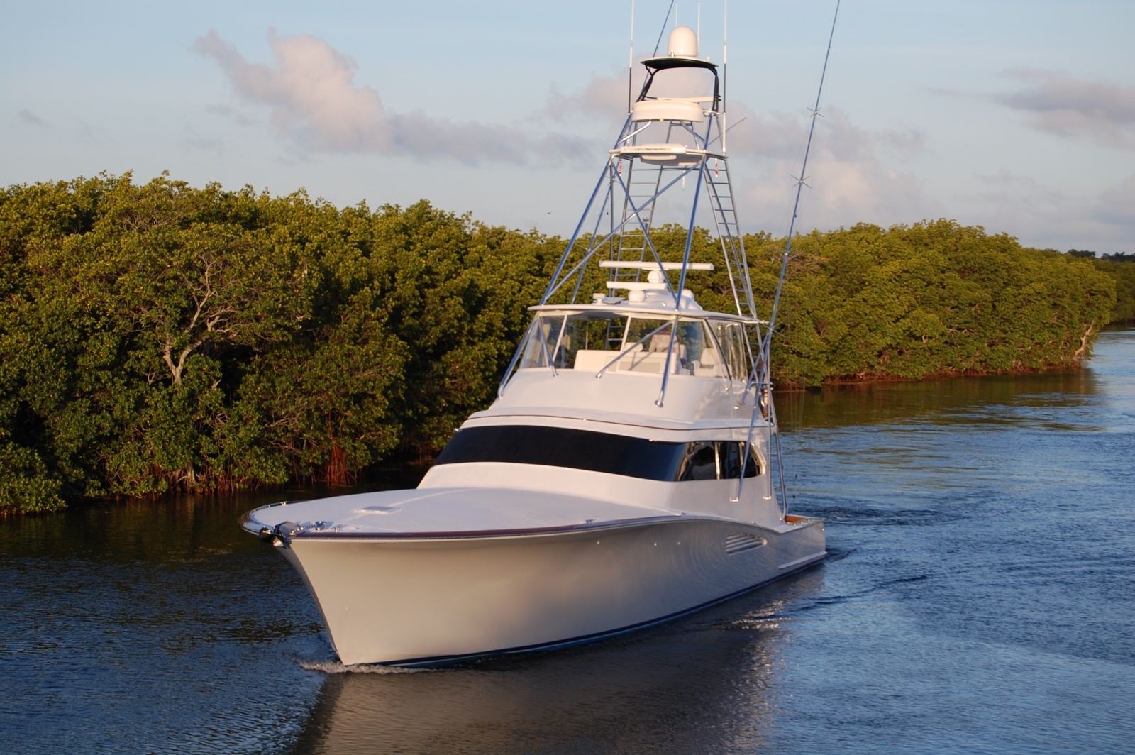 Weaver 75 - Genesis - Exterior Profile