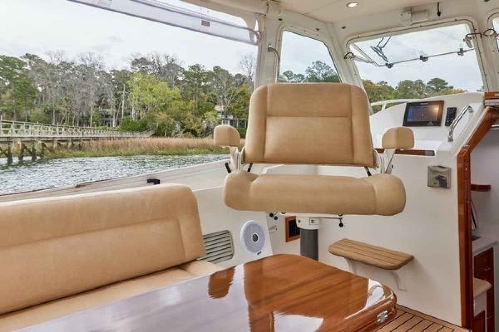 La Lee 40ft MJM Yacht For Sale