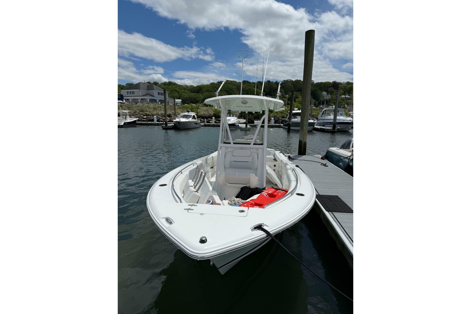 23' 2016 Sea Hunt Ultra 234