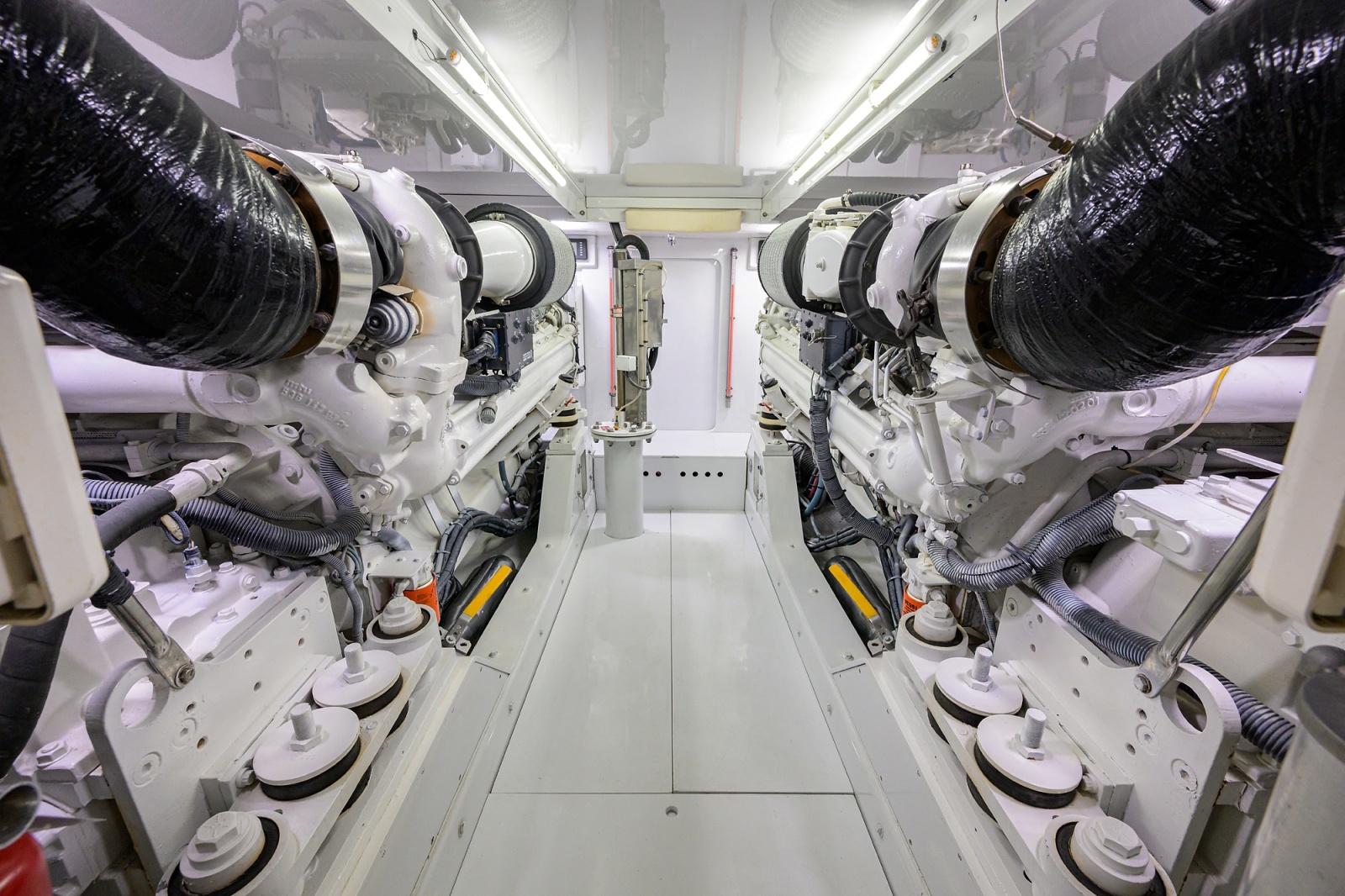 65' 2003 American Custom Yachts 