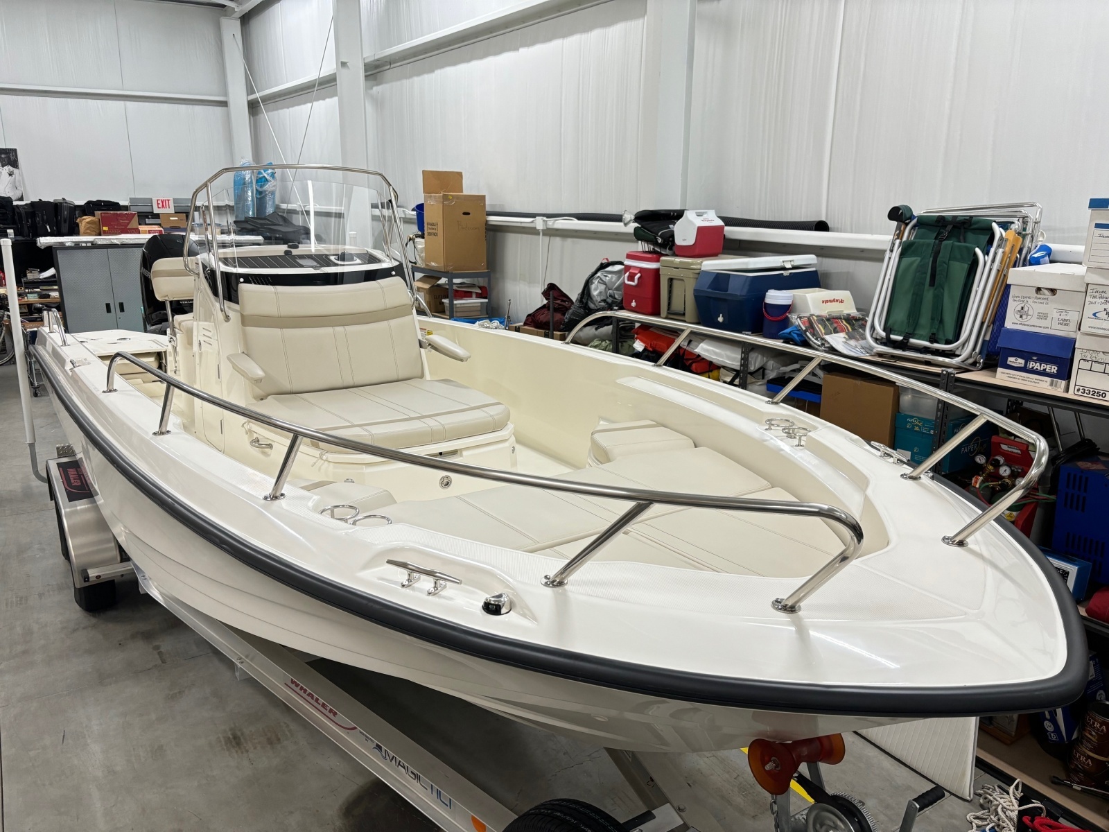 25ft Boston Whaler Yacht For Sale