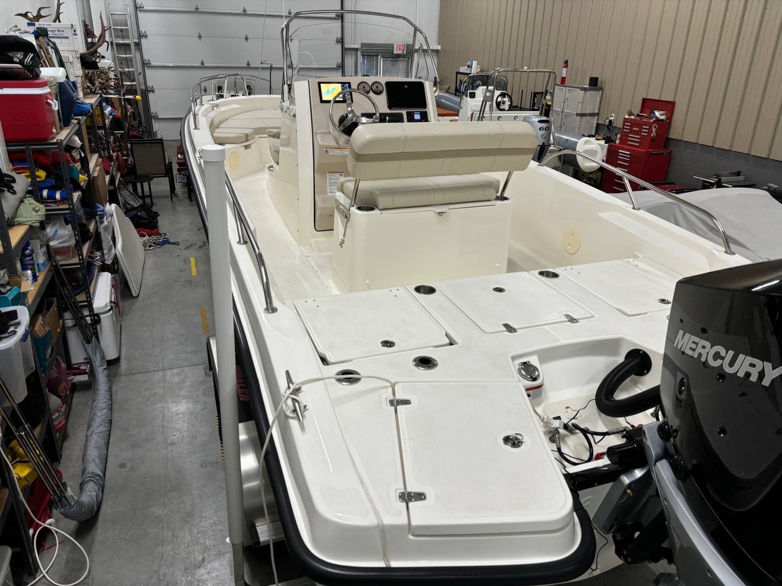 25ft Boston Whaler Yacht For Sale