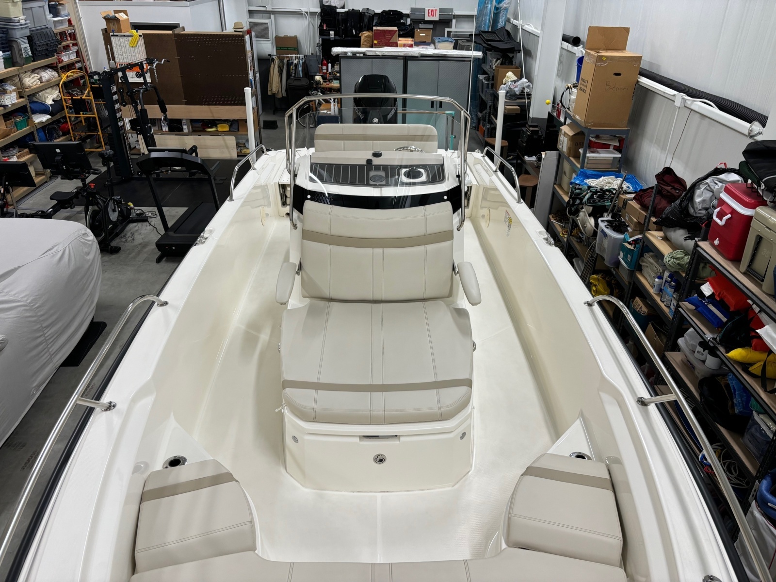 25ft Boston Whaler Yacht For Sale