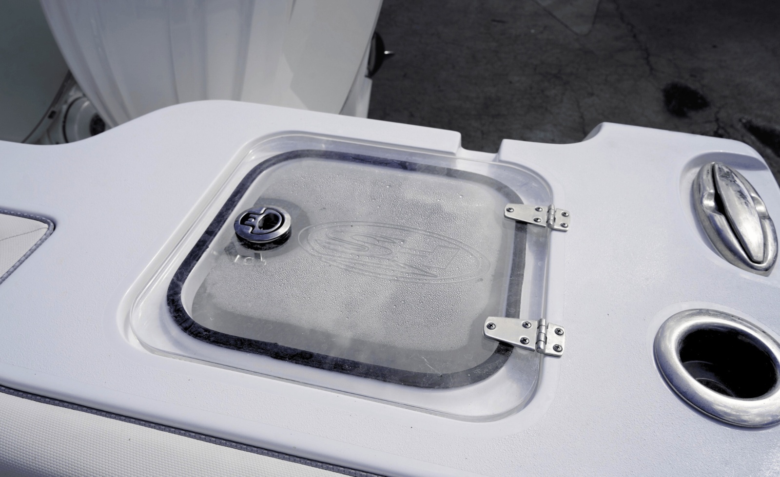 28ft Sea Hunt Yacht For Sale