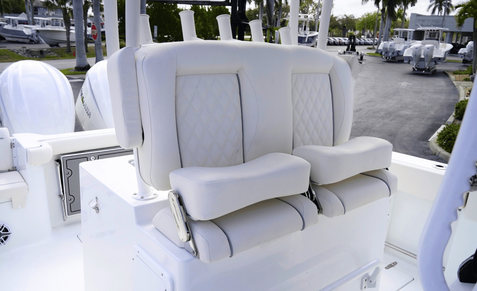 28' 2026 Sea Hunt Gamefish 28FS