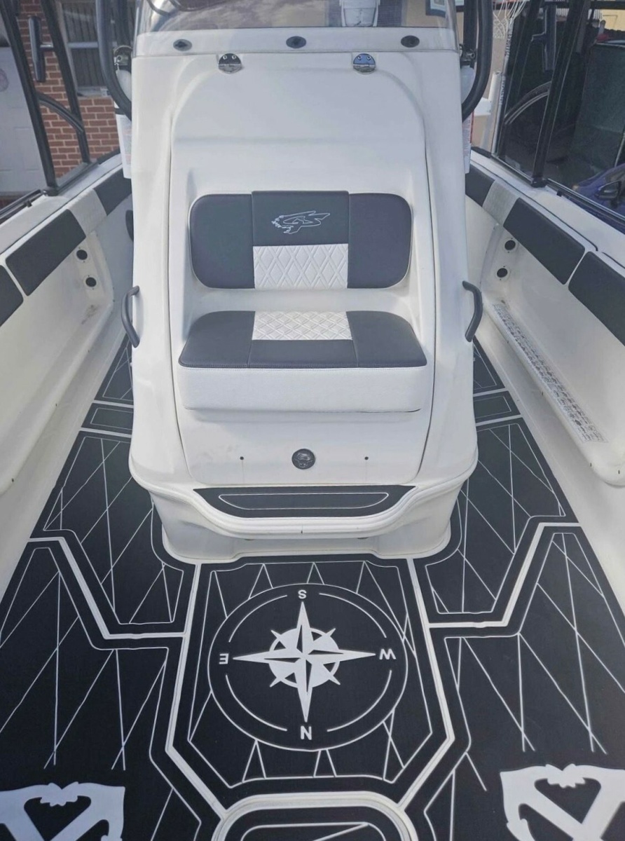 28ft Glasstream Yacht For Sale