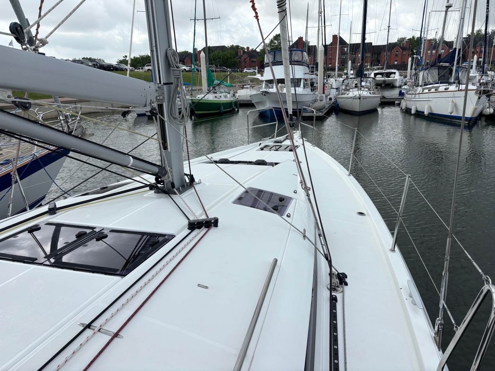 CAVU 44ft Jeanneau Yacht For Sale