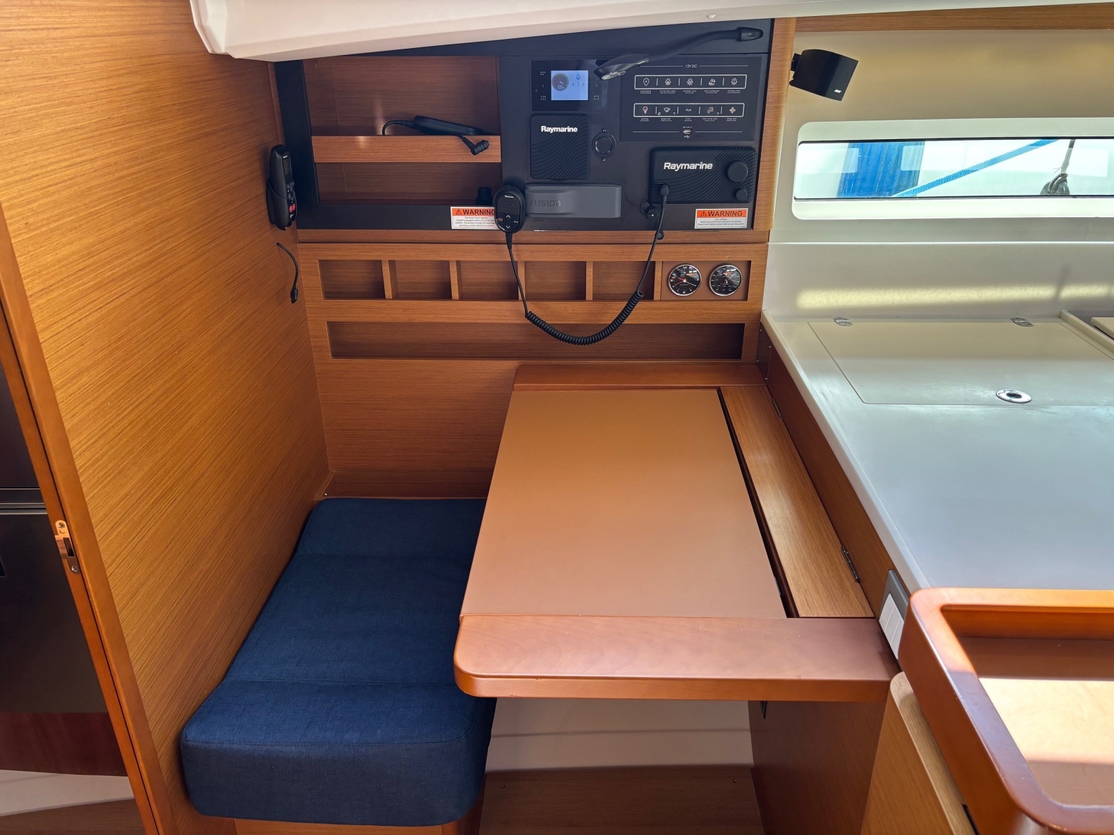 CAVU 44ft Jeanneau Yacht For Sale
