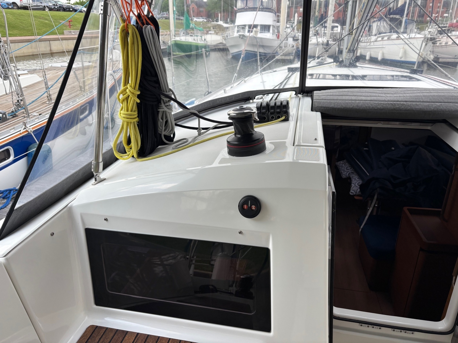 CAVU 44ft Jeanneau Yacht For Sale