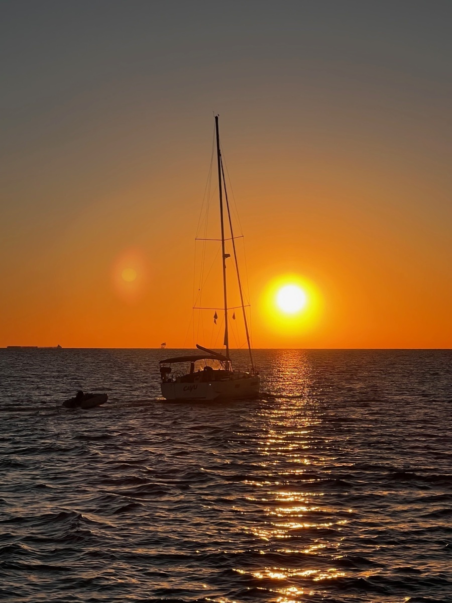 CAVU 44ft Jeanneau Yacht For Sale