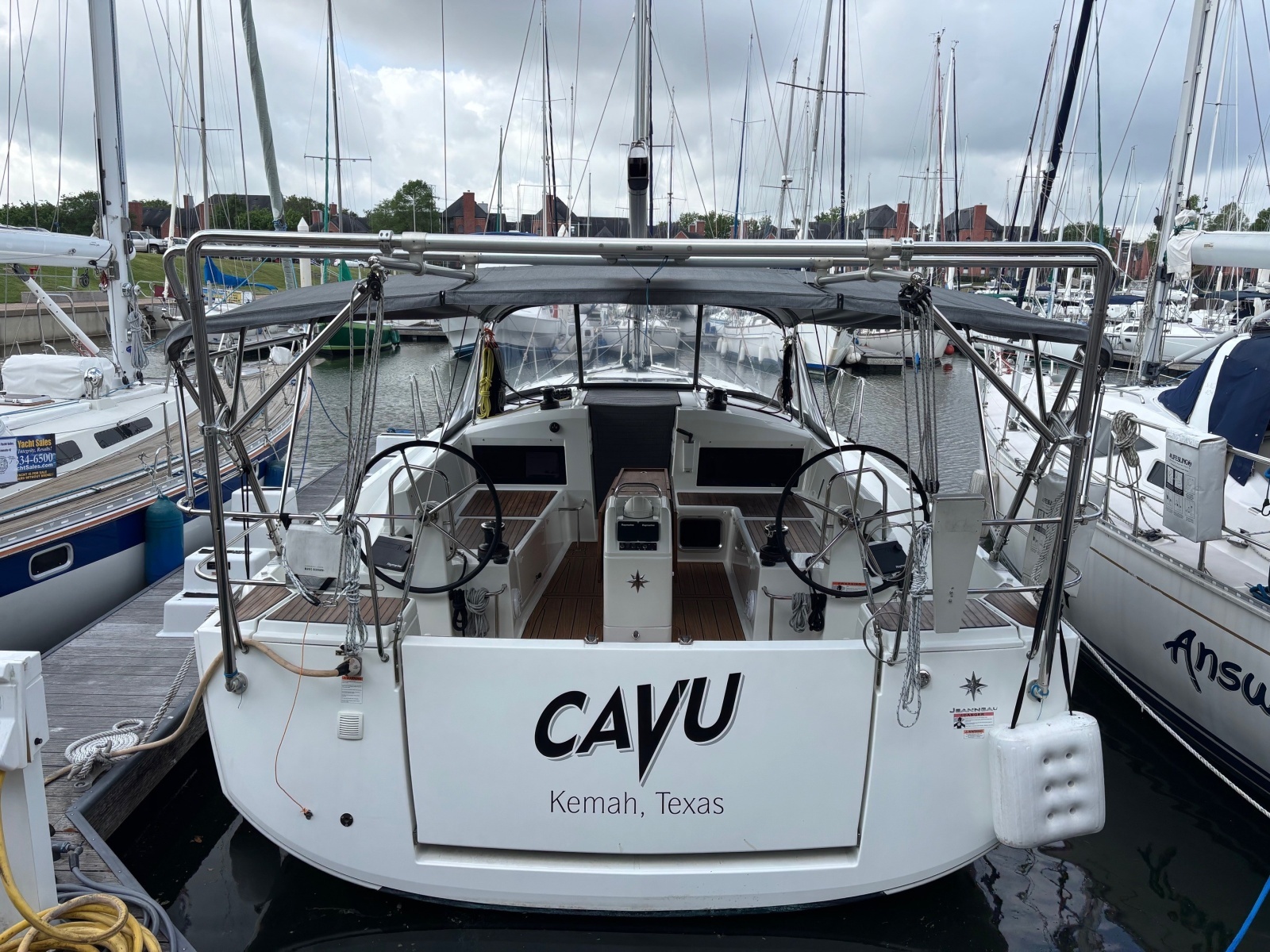 CAVU 44ft Jeanneau Yacht For Sale