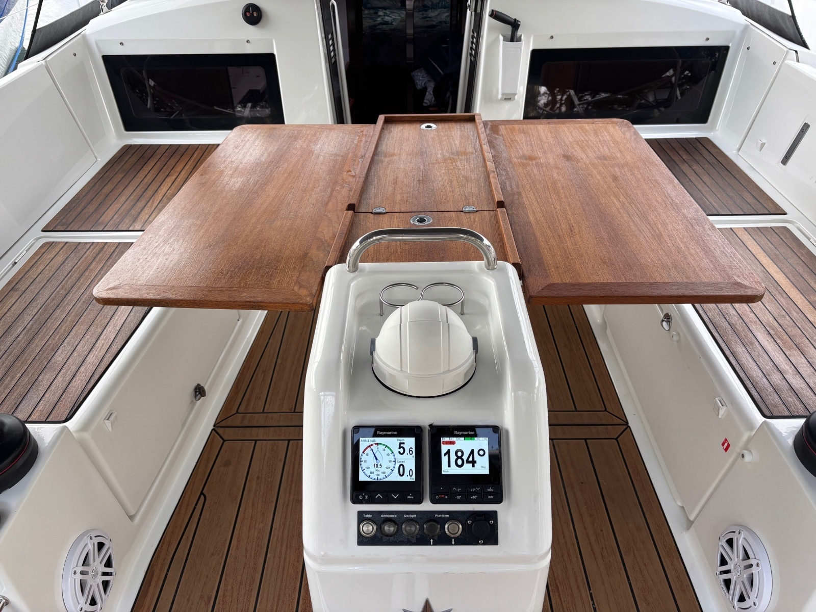 CAVU 44ft Jeanneau Yacht For Sale