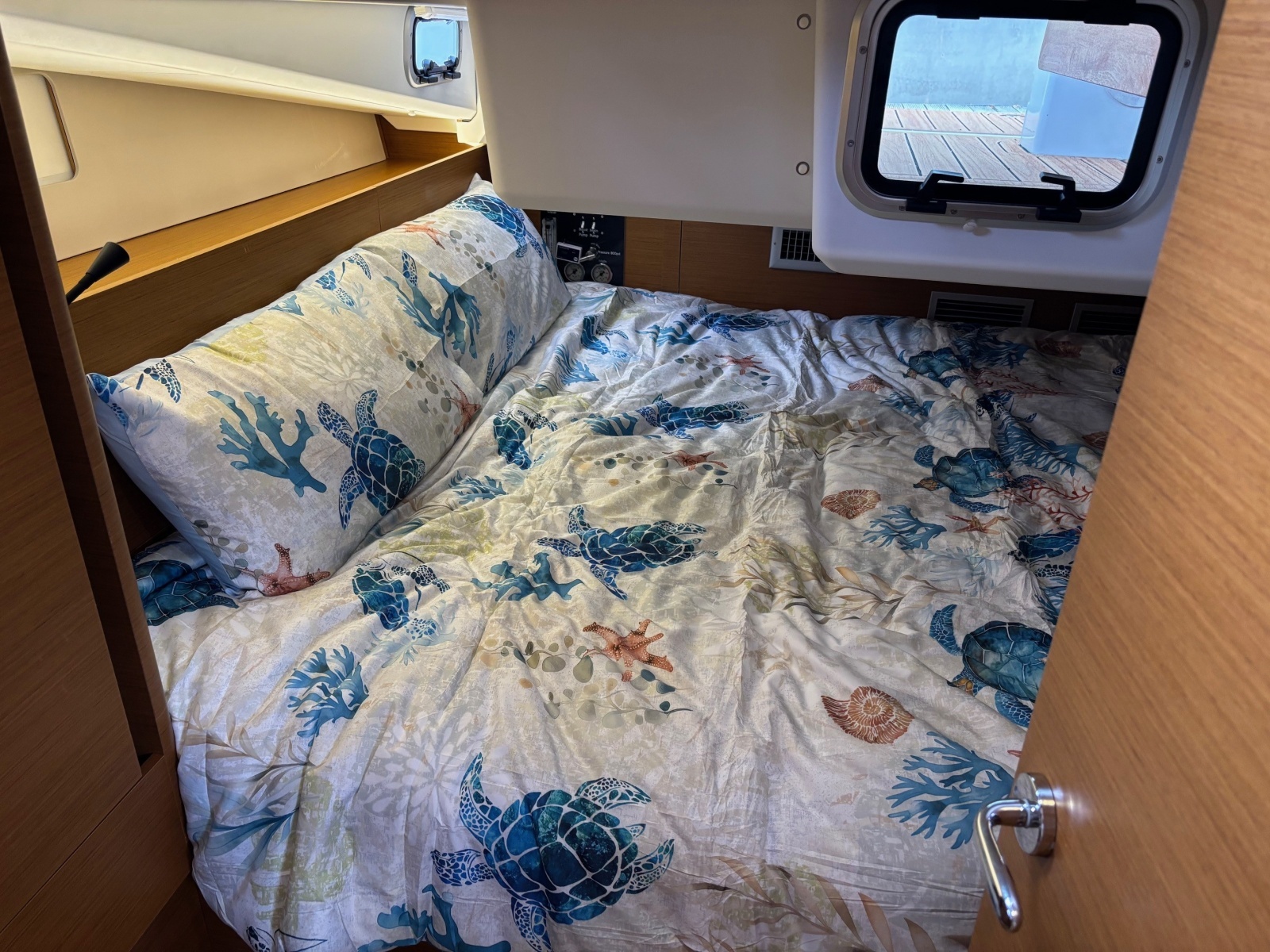 CAVU 44ft Jeanneau Yacht For Sale
