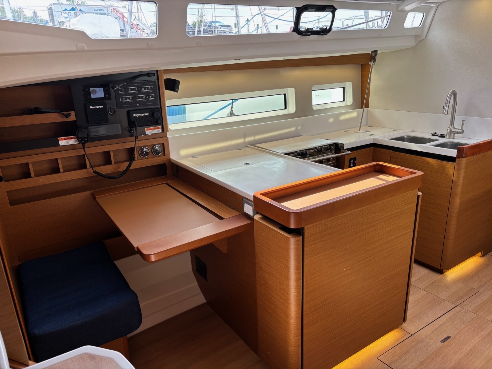 CAVU 44ft Jeanneau Yacht For Sale