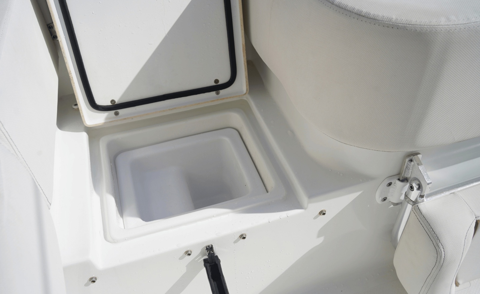 29ft Sea Hunt Yacht For Sale
