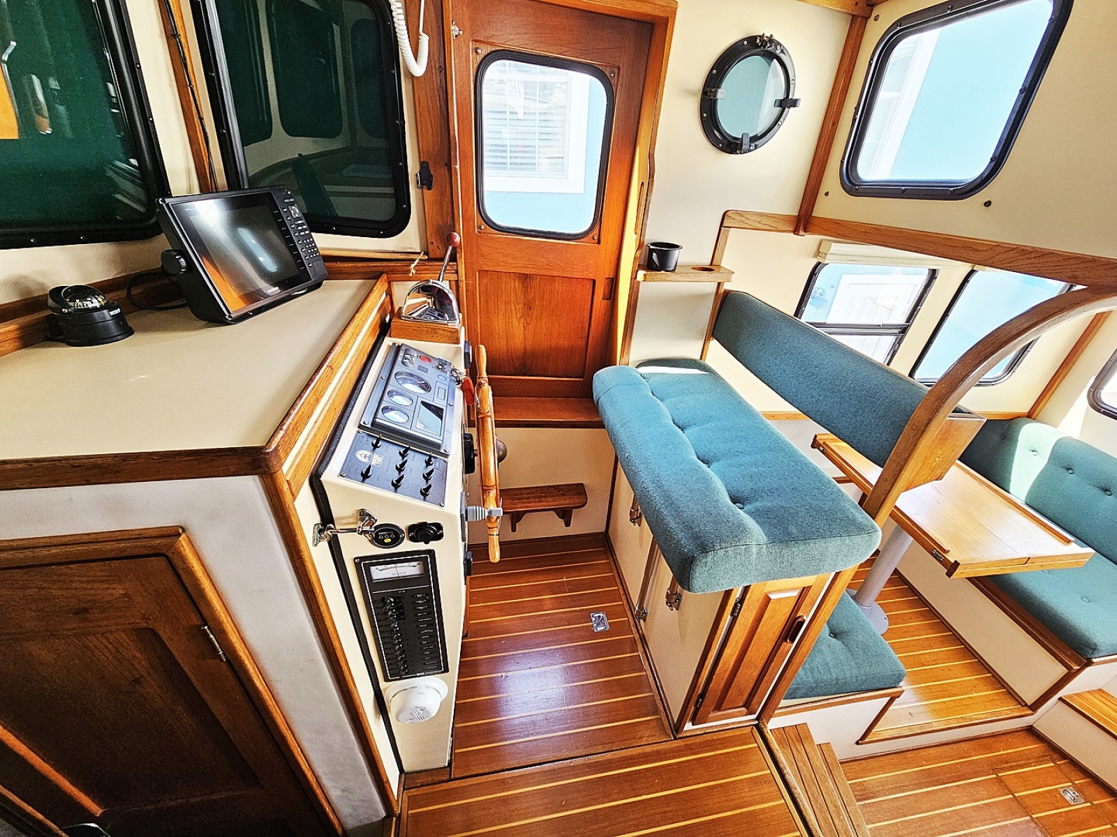 1996 Nordic Tugs 26