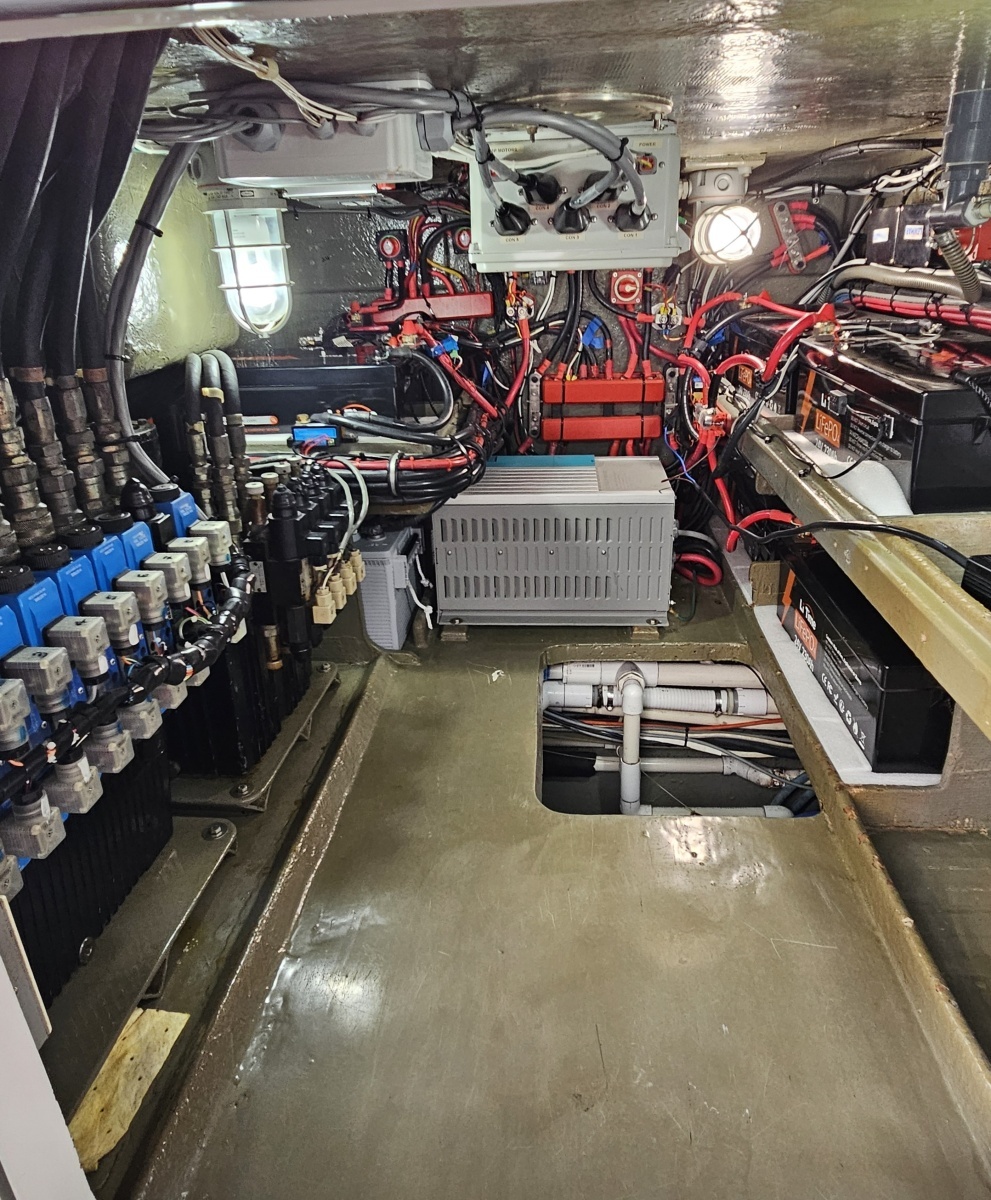 Cat s Meow 78ft Kelsall Yacht For Sale