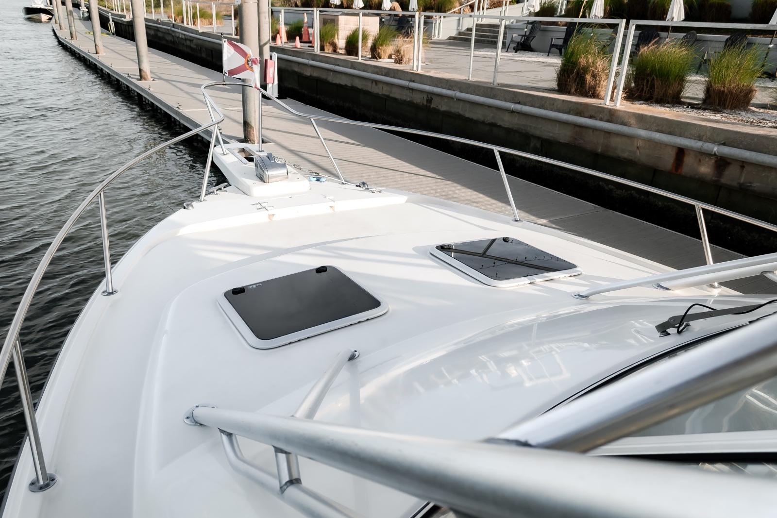 33' 2003 Grady-White 