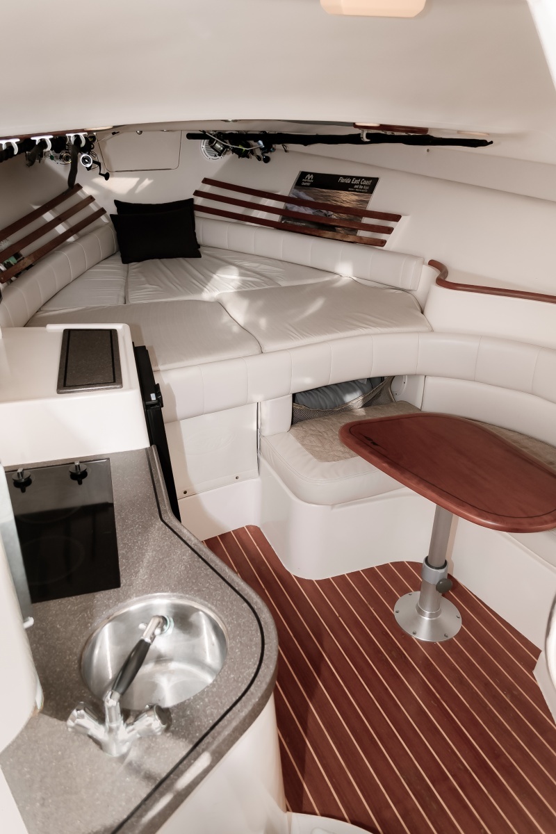 33ft Grady White Yacht For Sale