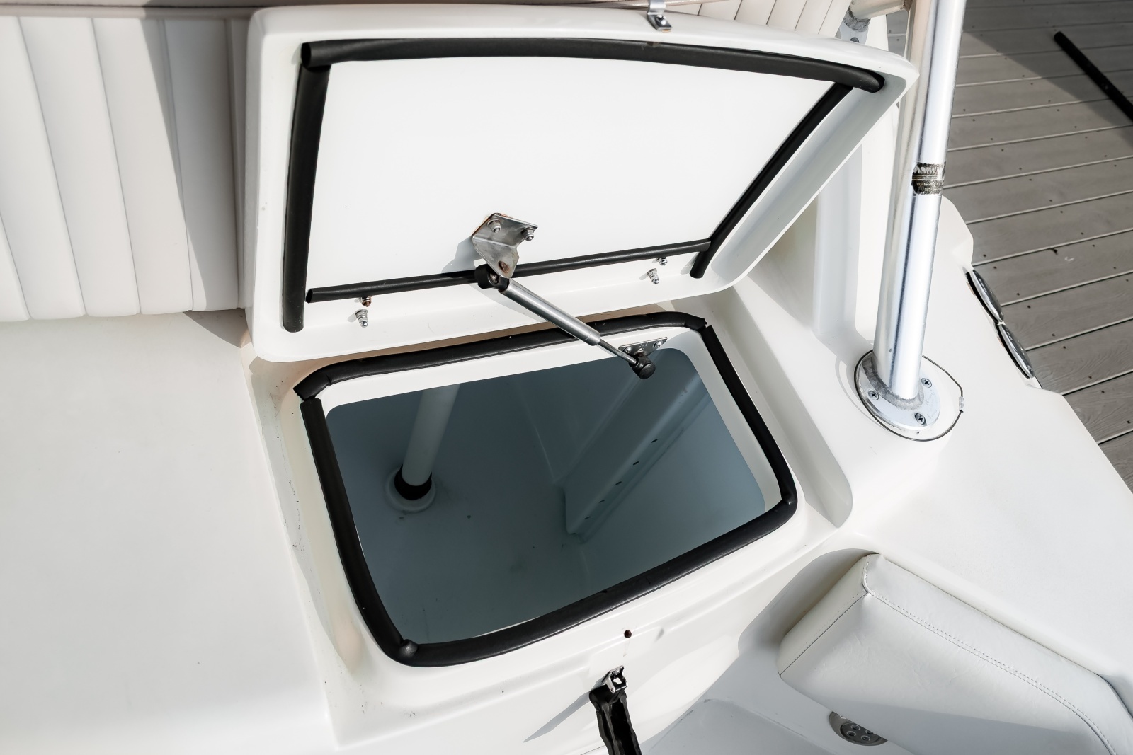 33ft Grady White Yacht For Sale