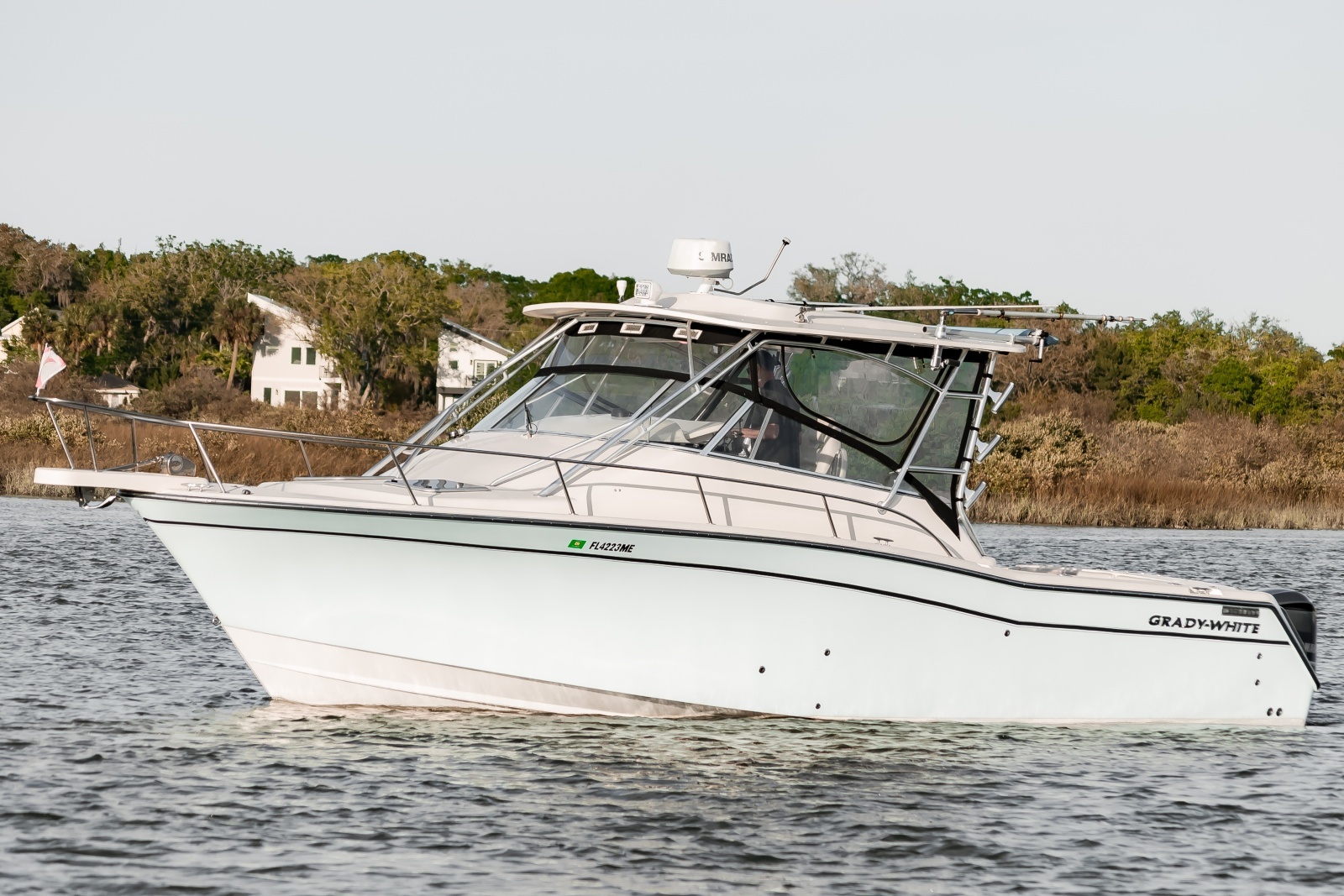 33ft Grady White Yacht For Sale