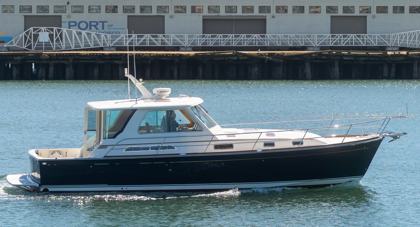 42' 2007 Sabre 42 Express Hardback