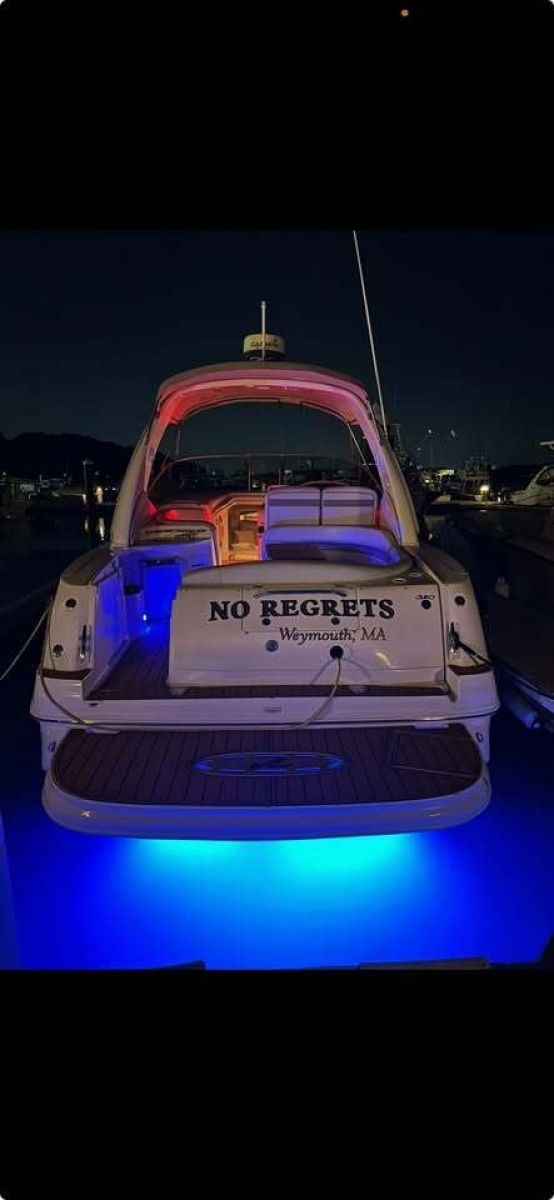 32' 2002 Sea Ray Sundancer