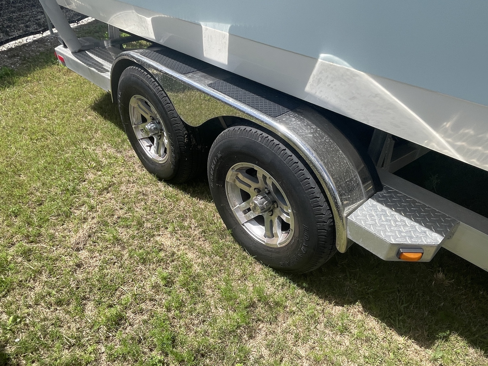 25' 2022 Ranger 2510 Bay