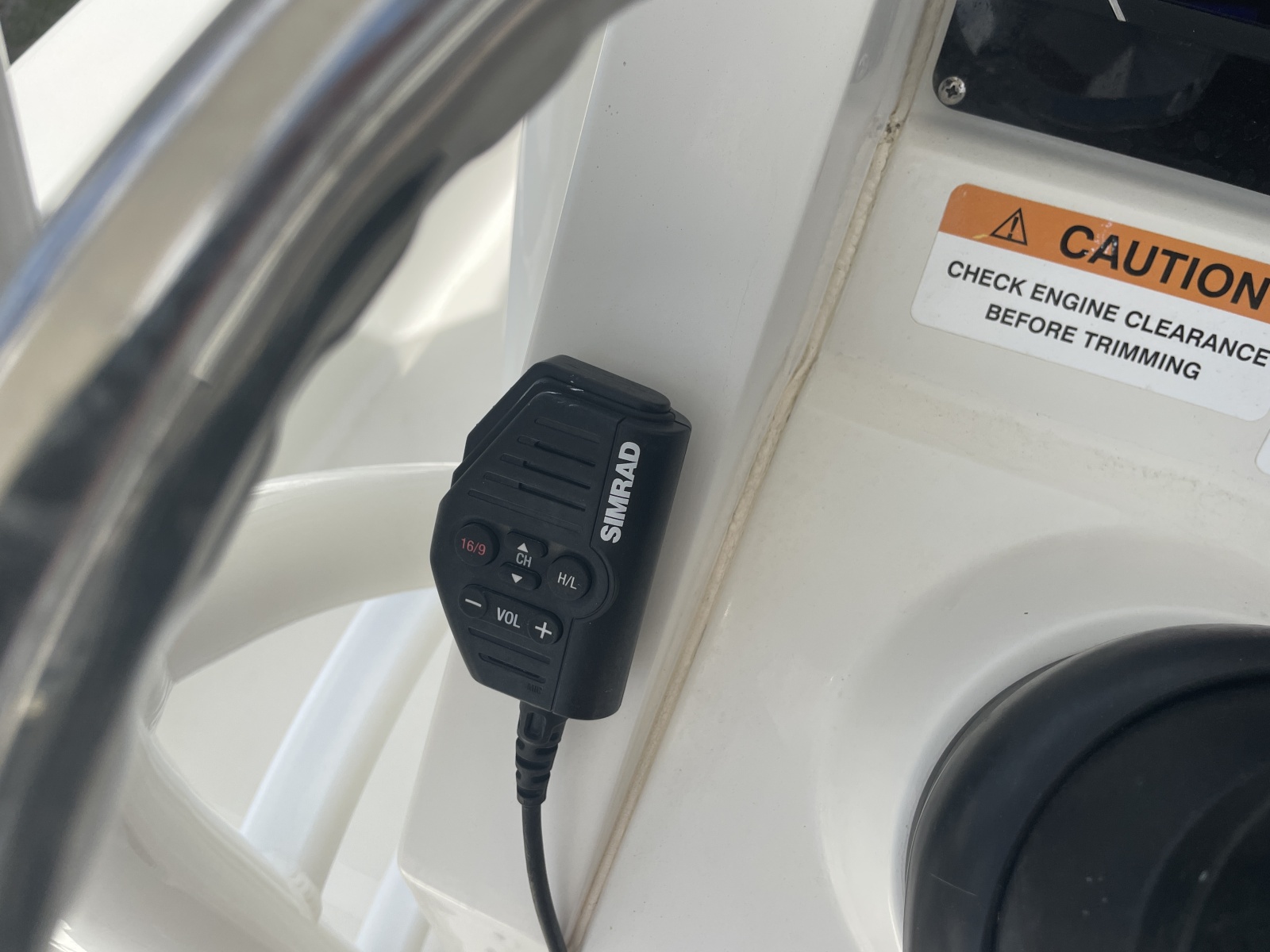 25' 2022 Ranger 2510 Bay