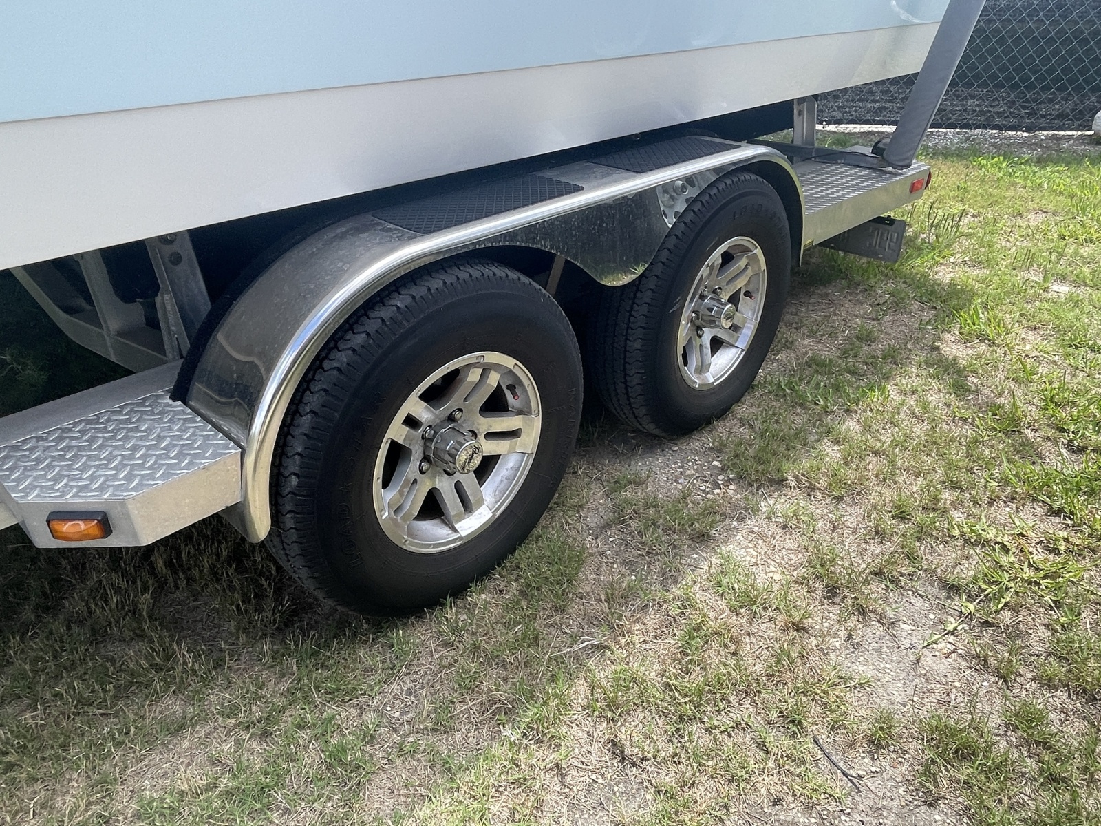 25' 2022 Ranger 2510 Bay